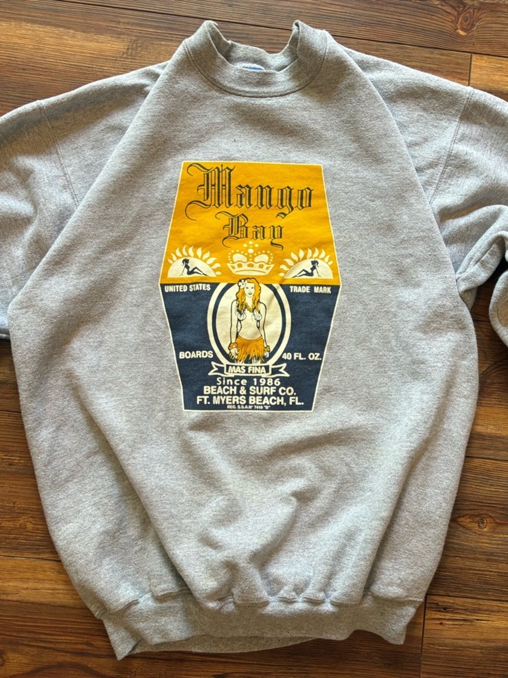 Vintage Champion Mango Bay Crewneck Medium Surf Beach Graphic 90s Y2K - Picture 2 of 9